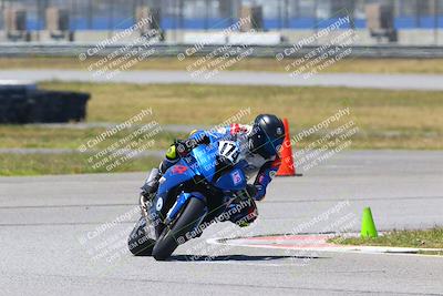 media/Apr-23-2022-Fastrack Riders (Sat) [[cb2d6ae73d]]/LEVEL 4/1PM TURN 6 OUTSIDE/